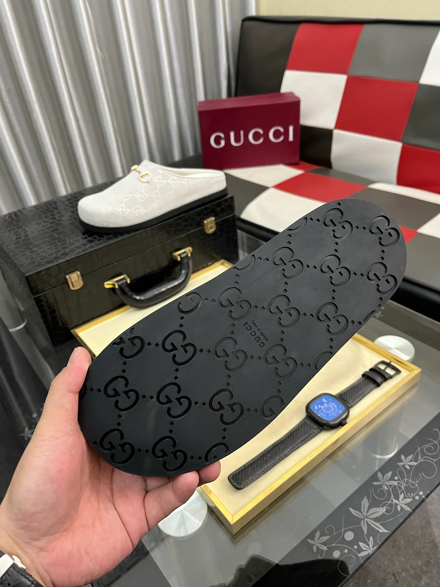 Ex-factory price: 438⌚️⌚️[Gucci] 2025 new season half-slip men's shoes, made of Italian imported first-layer frosted cowhide➕sheepskin lining, original hardware buckle, original combination wear-resistant outsole, real shot 🎬 Very comfortable on the feet, size 38-44